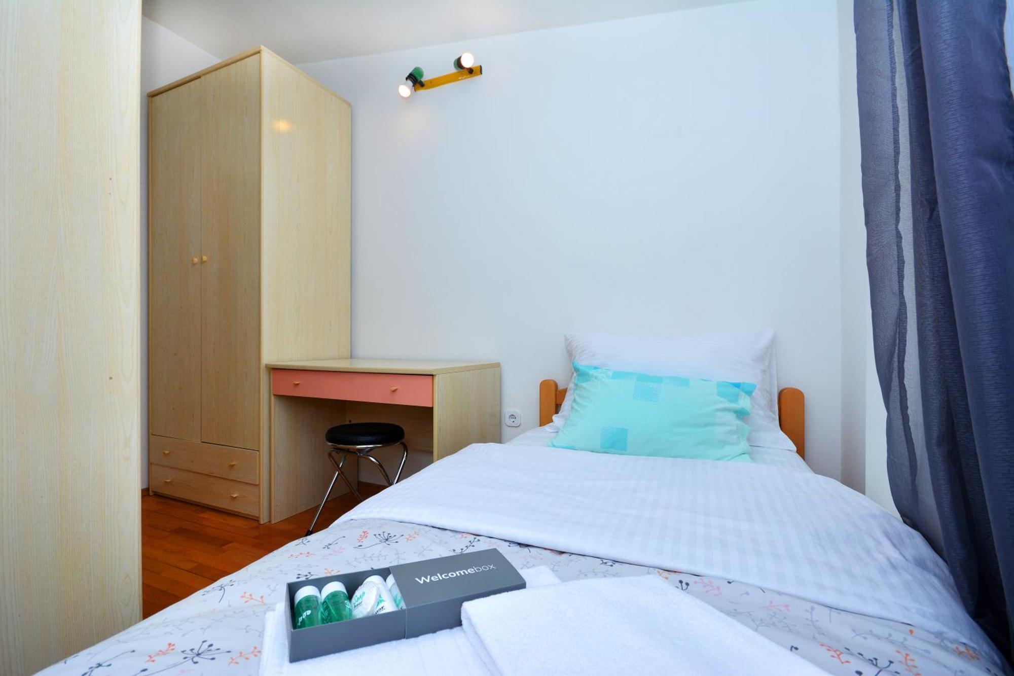Apartman Bacvice Near The *