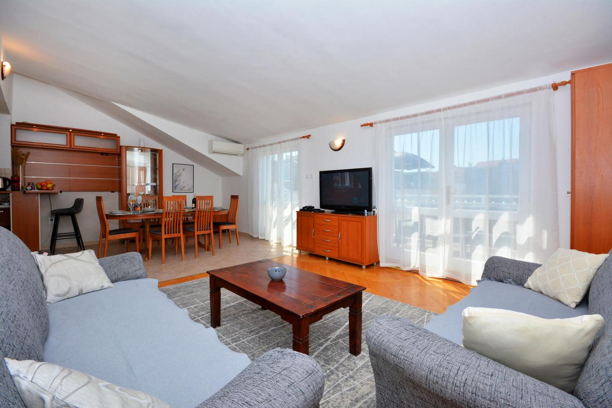 Bacvice Near The Apartman Split